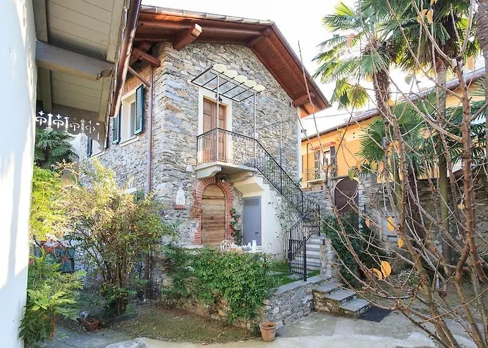Medieval Stone Retreat With Views Stresa