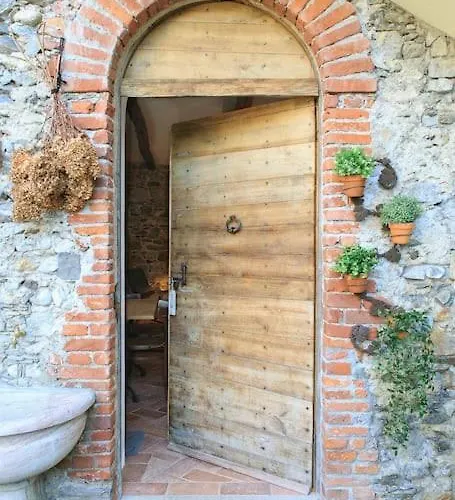 Medieval Stone Retreat With Views Lejlighed Stresa