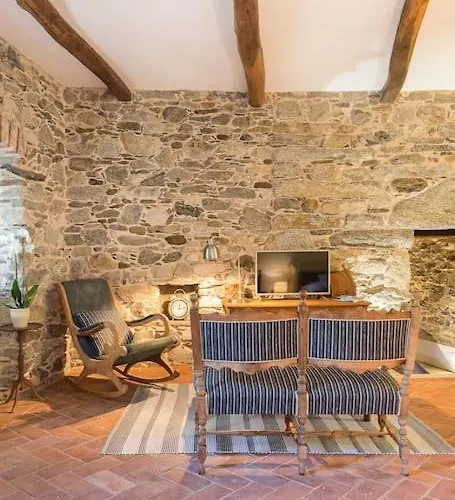 Lägenhet Medieval Stone Retreat With Views Stresa